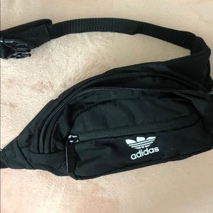 adidas fanny pack